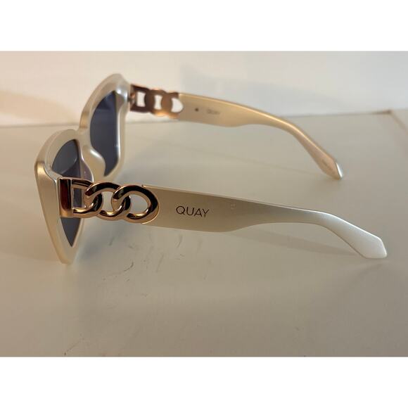 Quay Australia Cat Eye Chain Link Sunglasses – Pearl White/Rose Gold - Picture 6 of 7